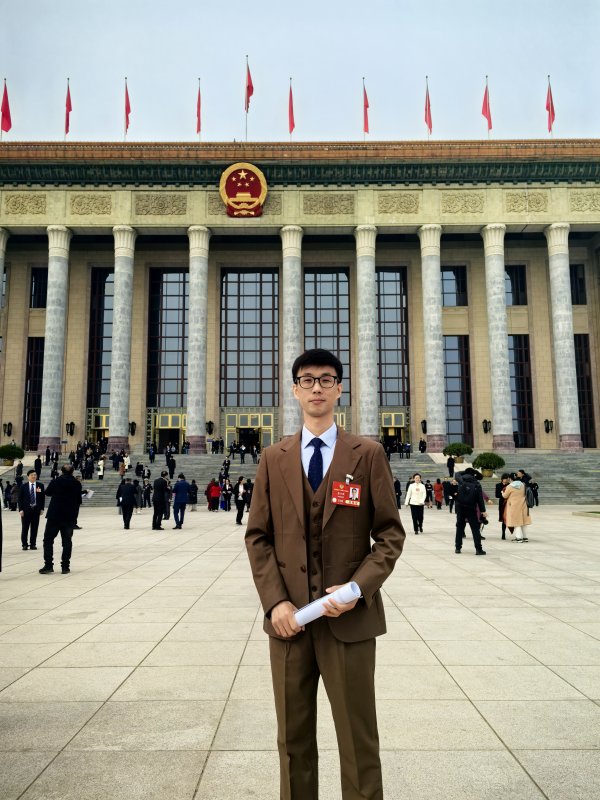 顺市配资 如何应对气候变化背景下的极端天气？专访全国政协委员张兴赢｜部委司局长访谈录