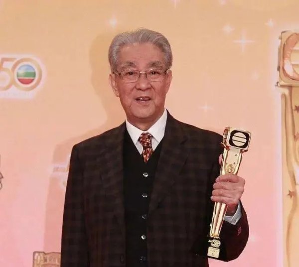 宏盈国际 92岁周聪安详离世：戏里演遍慈祥爷爷，戏外护妻半世纪情缘